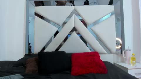 Katherine Foster online show from April 15, 9:37 pm