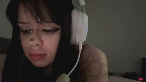 Luna online show from April 16, 9:39 pm