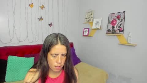 Paola online show from February 9, 1:35 pm