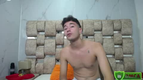 Kaht y Aiden online show from May 22, 2:13 pm