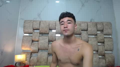 Kaht y Aiden online show from May 11, 12:12 pm