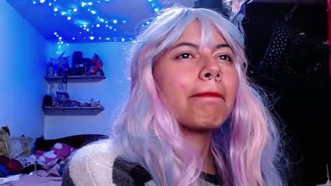 Kathye  online show from November 11, 5:31 am