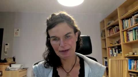 KATHY online show from November 11, 4:09 pm