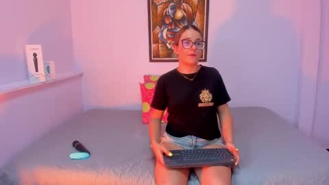 Khaterine online show from February 24, 3:31 pm