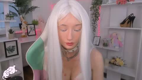 Katia  online show from October 29, 7:10 am