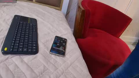 katiawilson  online show from February 23, 4:58 am