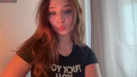 Katienext stream  online show from October 16, 10:48 am