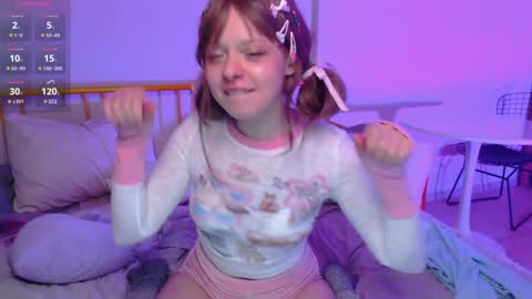 Snapshot of katie_deville chatting on December 3, 8:33 am Katie Deville online show from December 3, 8:33 am