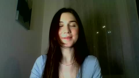 Snapshot of katie_foxi chatting on January 30, 8:42 pm katie_foxi online show from January 30, 8:42 pm