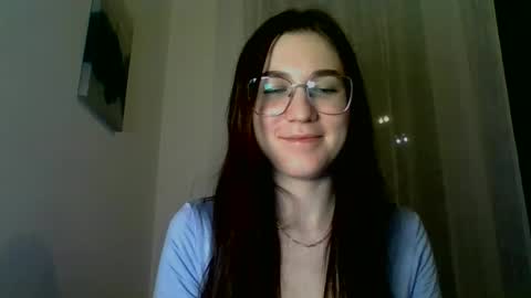 Snapshot of katie_foxi chatting on February 22, 9:26 pm katie_foxi online show from February 22, 9:26 pm