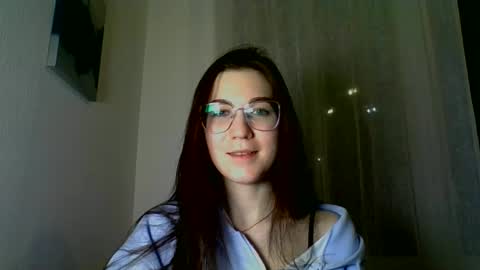 Snapshot of katie_foxi chatting on January 25, 4:13 pm katie_foxi online show from January 25, 4:13 pm