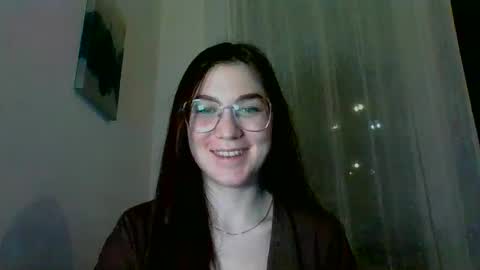 Snapshot of katie_foxi chatting on March 9, 6:11 pm katie_foxi online show from March 9, 6:11 pm