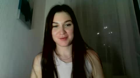 katie_foxi online show from December 22, 7:42 pm