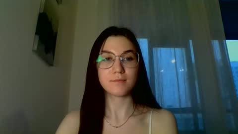 Snapshot of katie_foxi chatting on March 5, 3:07 pm katie_foxi online show from March 5, 3:07 pm