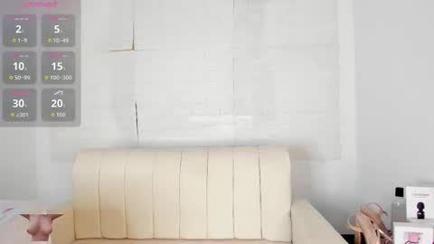 katie_perry18 online show from November 19, 7:23 pm