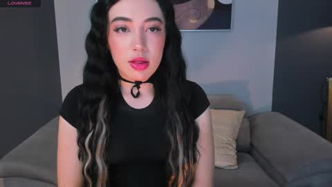 katieangel1 online show from October 10, 11:49 am