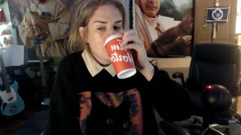 Katie online show from November 1, 5:28 am