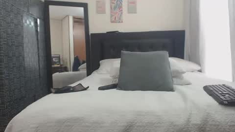 Snapshot of katiehotx chatting on February 26, 1:00 pm katie online show from February 26, 1:00 pm