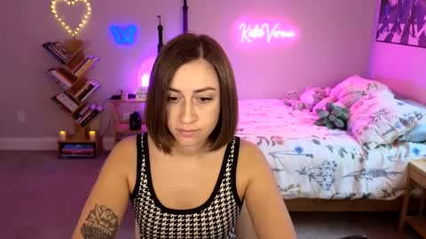 Katie Verona online show from January 16, 8:03 pm