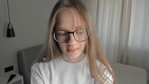 Scarlett online show from October 17, 9:13 am