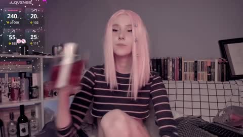 katkittykate online show from November 12, 6:54 pm