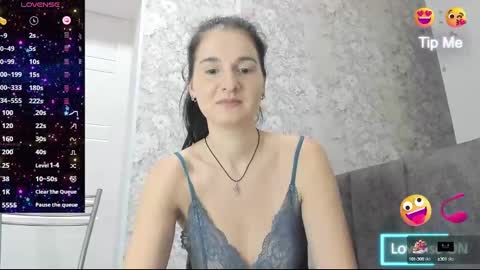 Snapshot of katrin_brook chatting on March 6, 8:09 am Katrin Brook online show from March 6, 8:09 am