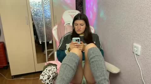   naked in pvt show 100 tk online show from May 4, 5:30 pm