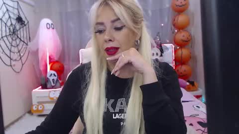 katrinacharm online show from October 13, 2:08 pm