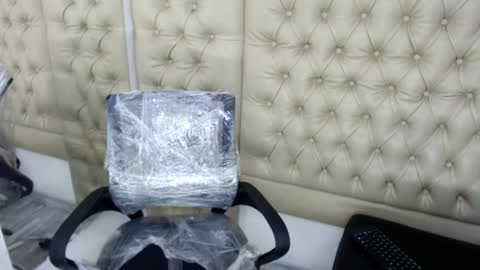 KatrinneHott online show from December 22, 9:10 pm