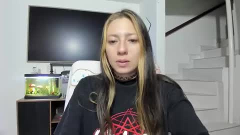 Snapshot of katrinrosex chatting on September 16, 11:01 am Katrin online show from September 16, 11:01 am