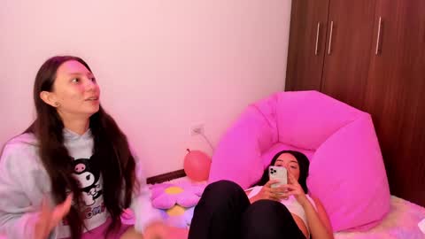 Snapshot of katrinrosex chatting on January 8, 3:07 pm Katrin online show from January 8, 3:07 pm
