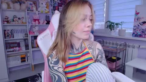 Katrin online show from October 18, 2:43 pm