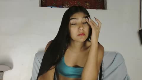 Snapshot of katrushca24 chatting on January 8, 3:28 pm kat online show from January 8, 3:28 pm
