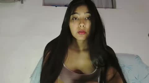Snapshot of katrushca24 chatting on February 4, 3:26 pm kat online show from February 4, 3:26 pm