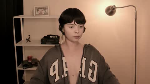 katsuro online show from October 28, 9:05 pm