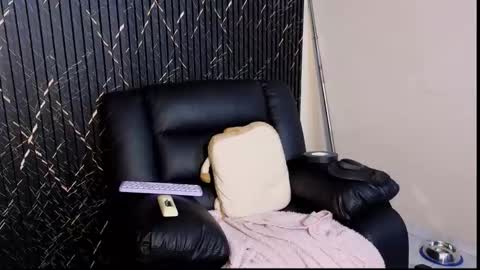 Katt  online show from September 26, 6:49 pm