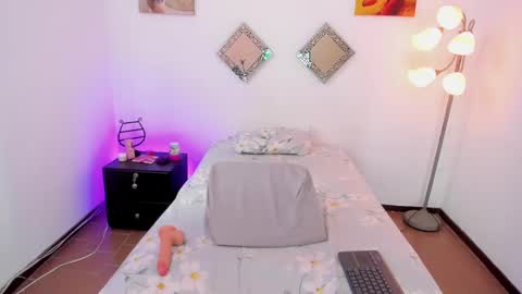 katta_c online show from February 26, 3:32 pm