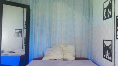 Snapshot of kattia_23 chatting on February 23, 2:07 am kattia online show from February 23, 2:07 am