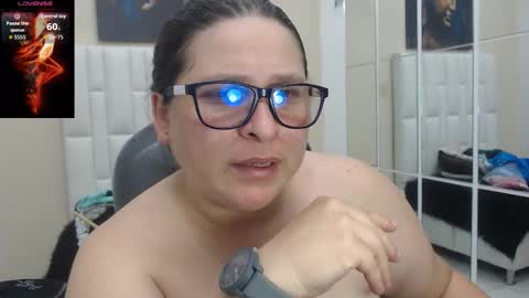 Snapshot of katty_findom_ chatting on September 11, 12:39 pm katty online show from September 11, 12:39 pm