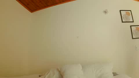 katty_milff3 online show from September 16, 1:24 pm