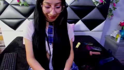 katty online show from November 4, 12:39 pm