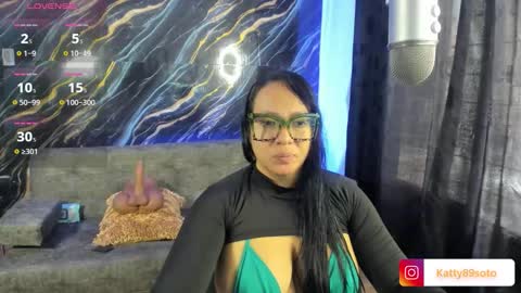 I m Katty  online show from February 1, 4:37 pm