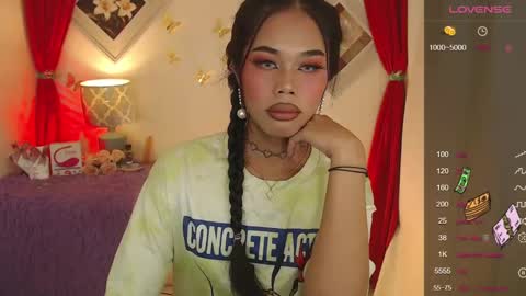 Camilla online show from March 11, 3:56 pm