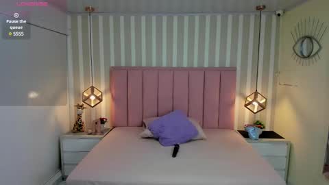 Snapshot of katy_brownn_ chatting on March 10, 7:29 pm KATY online show from March 10, 7:29 pm