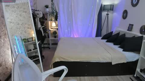 Kate online show from March 25, 10:55 am