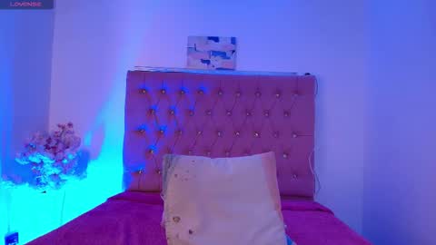 Katy Van online show from November 9, 9:06 pm