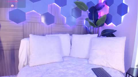    online show from February 20, 8:00 pm