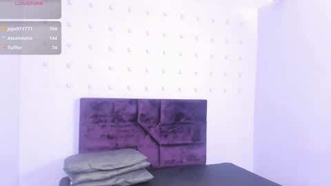 KATY online show from December 21, 2:52 am