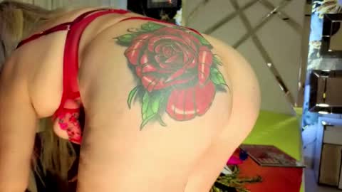 katy  online show from November 27, 1:19 pm