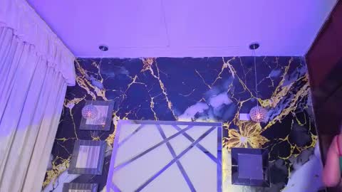 katy  online show from December 3, 11:44 am